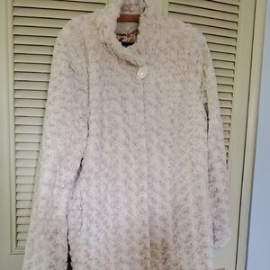 Dennis Basso Soft Twirly Fur Coat L